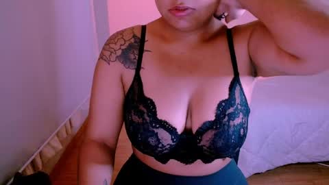 Alejandra  online show from 05-12-26, 11:24