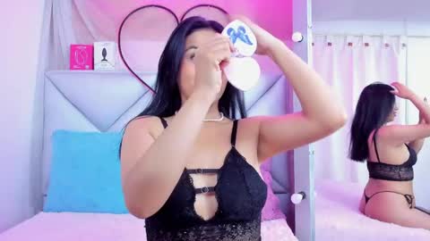 alejandra_lee19 online show from 05-28-26, 02:31