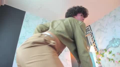Snapshot of alejofoxx18 chatting on 02-06-25, 06:56 Alejandro or Alejo online show from 02-06-25, 06:56