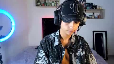 alejo online show from 12-16-25, 04:06