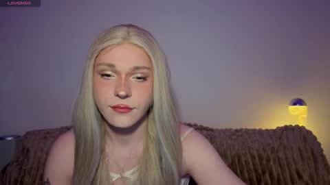 ALENA  INDEPENDENT MODEL online show from 03-28-26, 04:23