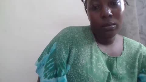 Noreen Kennth and Emilly online show from 05-29-26, 07:28