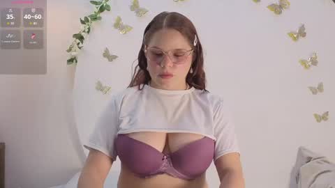 Snapshot of alesia_rose chatting on 05-28-26, 07:44 Ambar online show from 05-28-26, 07:44