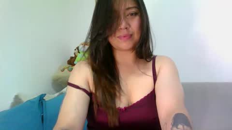 QUEEN OFF MILk  IM BACK  15 NOV online show from 01-16-26, 10:25