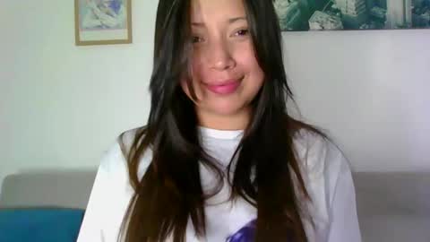 QUEEN OFF MILk  IM BACK  15 NOV online show from 01-18-26, 07:28