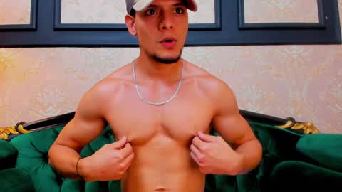 Alessandro King online show from 01-28-25, 06:07