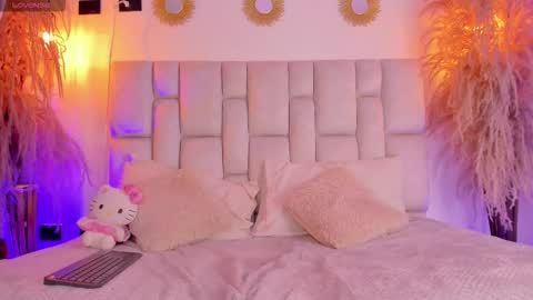 Ale  online show from 03-24-26, 07:41