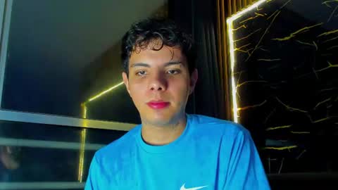 Snapshot of alessandro__777 chatting on 06-18-26, 04:46 Alessandro online show from 06-18-26, 04:46