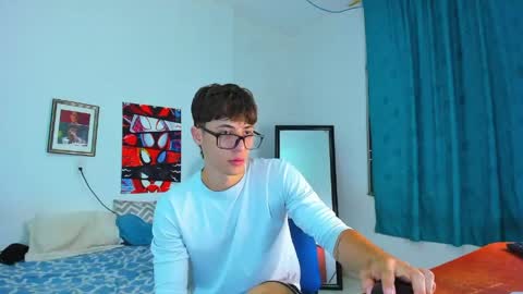 Alessandro Dybala online show from 05-21-26, 11:12