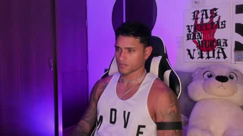 Snapshot of alessandro_vanni chatting on 07-01-26, 03:19 Alessandro Vanni online show from 07-01-26, 03:19