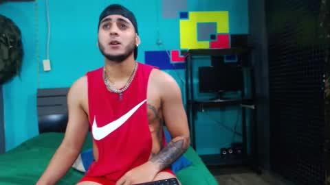 Snapshot of alessandrobooy chatting on 02-05-26, 09:36 alessandro online show from 02-05-26, 09:36