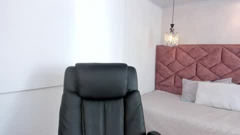 Alessia  online show from 06-04-26, 07:20