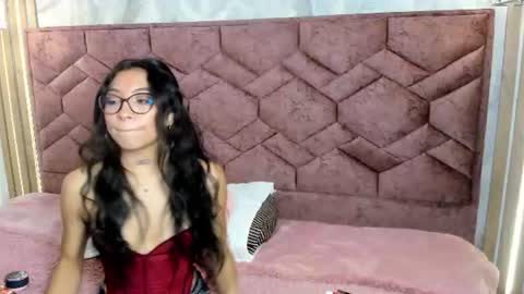 Alessia  online show from 06-25-26, 09:41