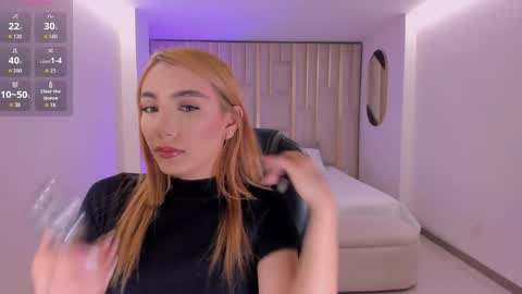 A L E S S I A online show from 04-22-26, 04:37