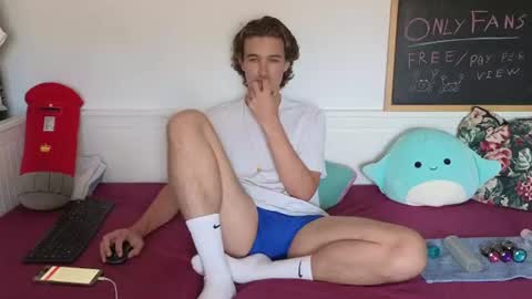 Alex83530 online show from 06-16-26, 09:34
