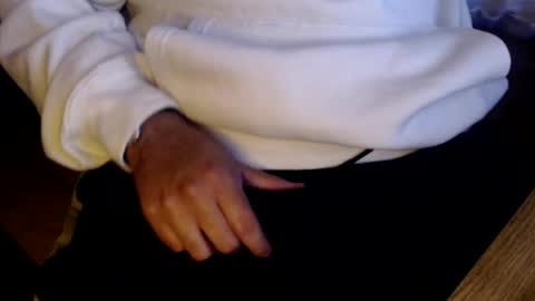 alex_alex140 online show from 04-09-26, 03:39