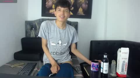 alex_it0 online show from 05-20-26, 08:37