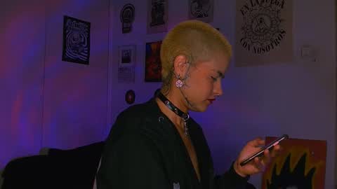 Alex online show from 03-12-26, 01:56