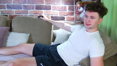 Alex online show from 05-16-26, 12:37