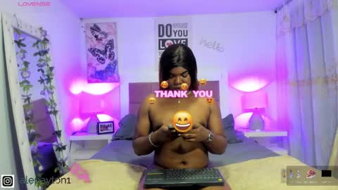 Alexa   online show from 01-18-26, 05:22