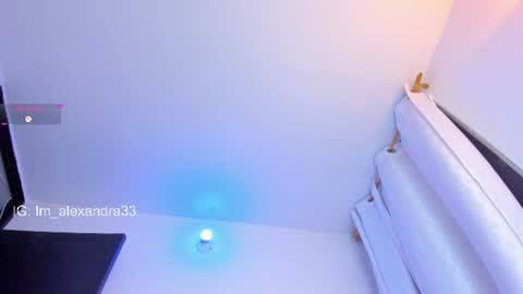 Snapshot of alexa_will chatting on 07-09-26, 01:31 alexa_will online show from 07-09-26, 01:31