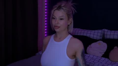 Snapshot of alexamason chatting on 06-21-26, 02:03 Alexa Mason online show from 06-21-26, 02:03