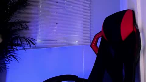 Alexander Diaz online show from 10-17-25, 08:33