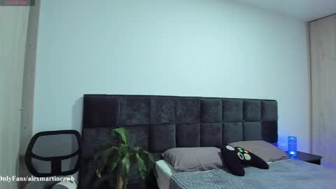 Onlyfansalexmartinezwb  Instagram alexwbmartinez  Twitter martinezcb937 online show from 05-15-26, 10:50