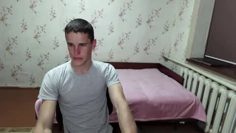 alexanderstrongs online show from 05-06-26, 07:19