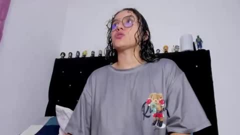 alexandra clauss online show from 04-13-26, 12:27