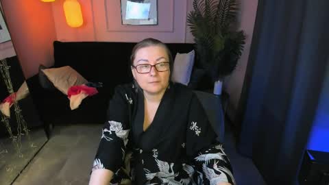 Alexandra online show from 04-06-26, 04:46