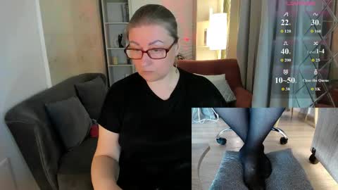 Alexandra online show from 05-12-26, 01:52
