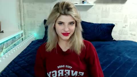 Snapshot of alexandraermes chatting on 04-02-26, 10:29 AlexandraErmes online show from 04-02-26, 10:29