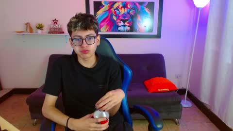 alex online show from 05-27-26, 01:41