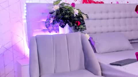 Alexia Brown online show from 02-18-26, 09:44