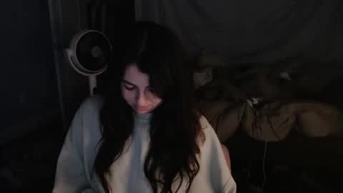 Snapshot of alexislove8 chatting on 10-30-25, 10:43 alexislove8 online show from 10-30-25, 10:43