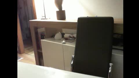 Snapshot of alexja_ganja chatting on 02-12-26, 10:05 Alexia online show from 02-12-26, 10:05