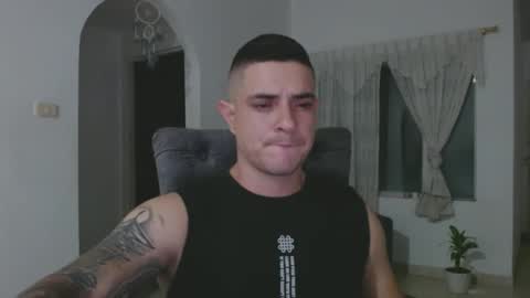 Snapshot of alexmaximuss chatting on 03-10-25, 03:23 Maximuss online show from 03-10-25, 03:23