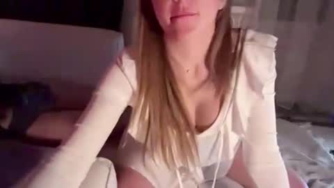 alexolga12345 online show from 02-08-25, 12:38