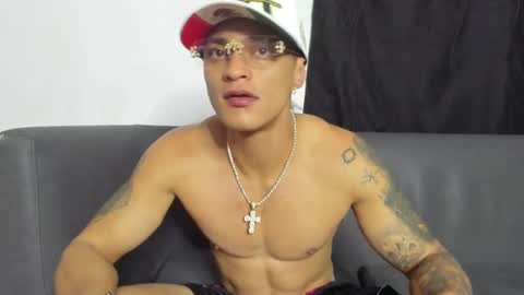 ALEX ROYCE  online show from 06-23-26, 02:09