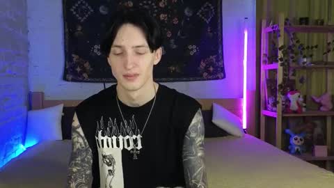 Snapshot of alexxone_ chatting on 02-18-26, 03:13 Alex online show from 02-18-26, 03:13