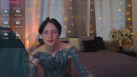 Snapshot of alexxone_ chatting on 04-14-26, 08:20 Alex online show from 04-14-26, 08:20