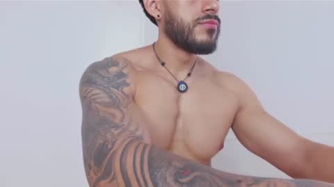 Snapshot of alexxxmachine chatting on 07-03-26, 02:34 Alex freelance model instagram alex b229 online show from 07-03-26, 02:34