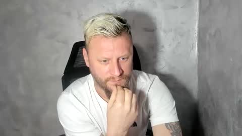 Snapshot of alexyno2020 chatting on 04-09-26, 11:04 alexyno2022 ONLYFANS online show from 04-09-26, 11:04