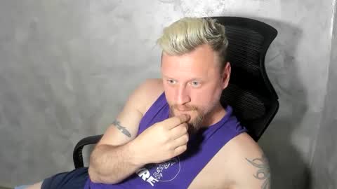 Snapshot of alexyno2020 chatting on 04-16-26, 10:34 alexyno2022 ONLYFANS online show from 04-16-26, 10:34
