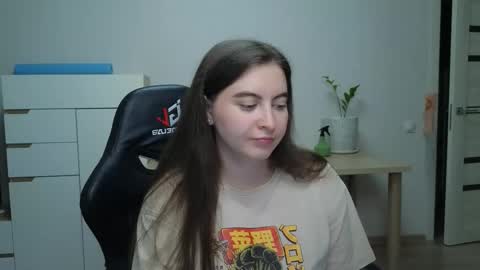 Alice online show from 03-06-26, 05:31