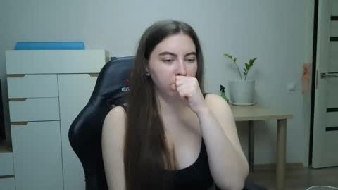 Alice online show from 03-25-26, 02:45