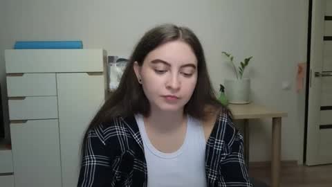 Alice online show from 03-26-26, 05:40