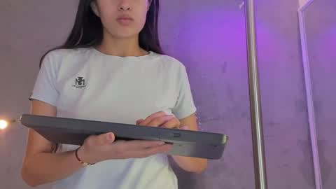 Alice Susan online show from 04-15-26, 07:54