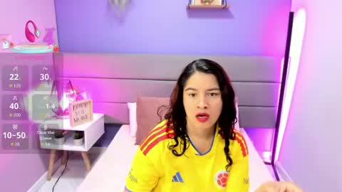 alice_brookss_ online show from 07-04-26, 01:06